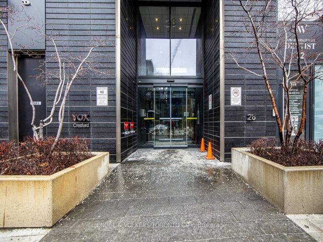 1104 - 28 Wellesley St E