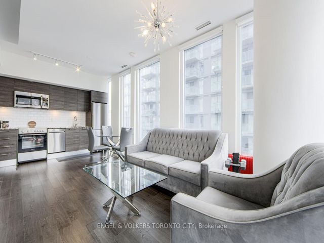 1104 - 28 Wellesley St E