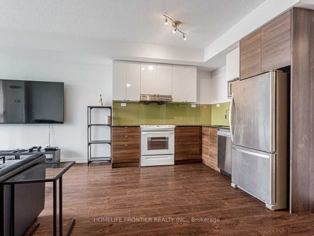 2803 - 121 Mcmahon Dr