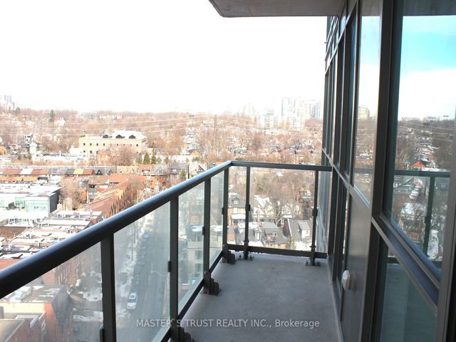1102 - 181 Bedford Rd