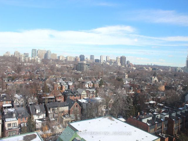 1102 - 181 Bedford Rd