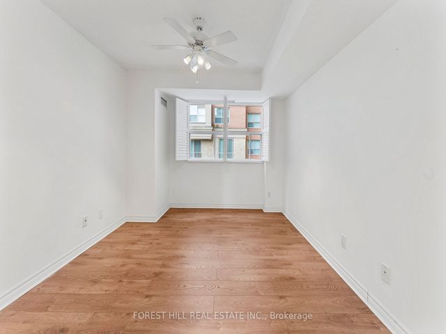 323 - 323 Richmond St E