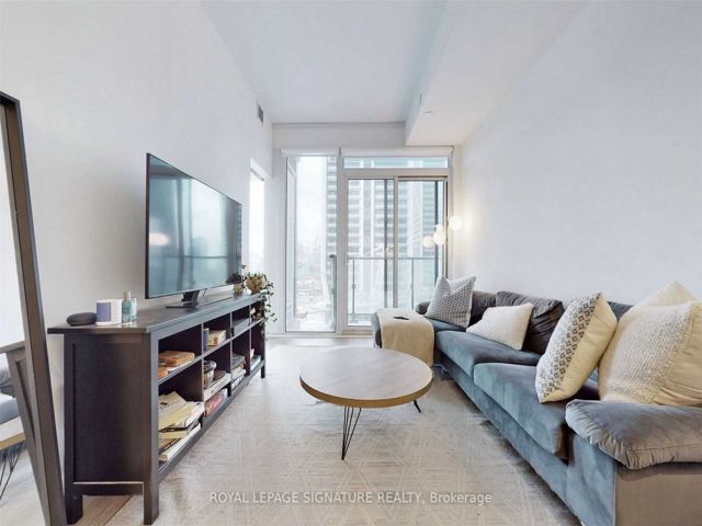1103 - 19 Western Battery Rd