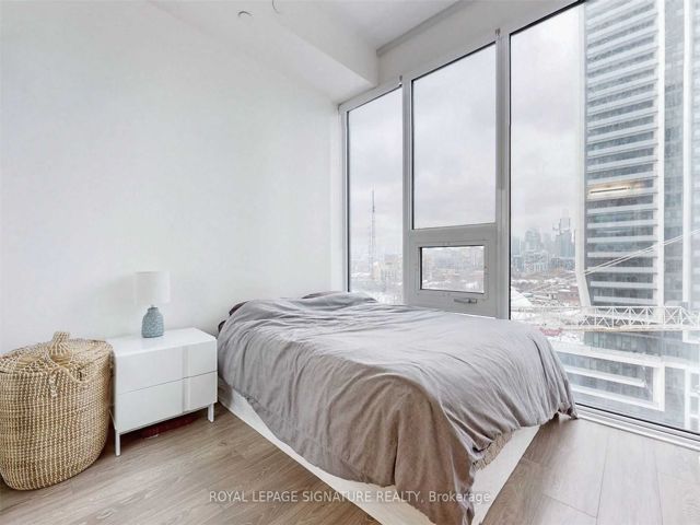 1103 - 19 Western Battery Rd