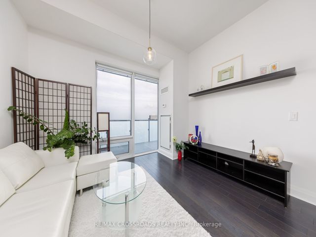 4509 - 1080 Bay St