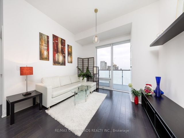 4509 - 1080 Bay St