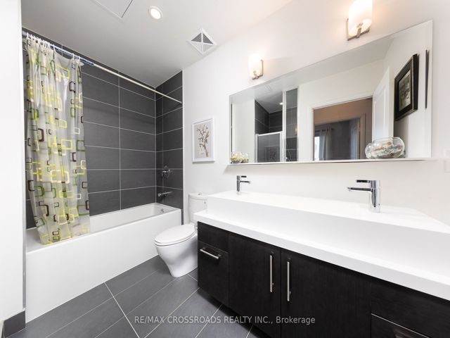 4509 - 1080 Bay St