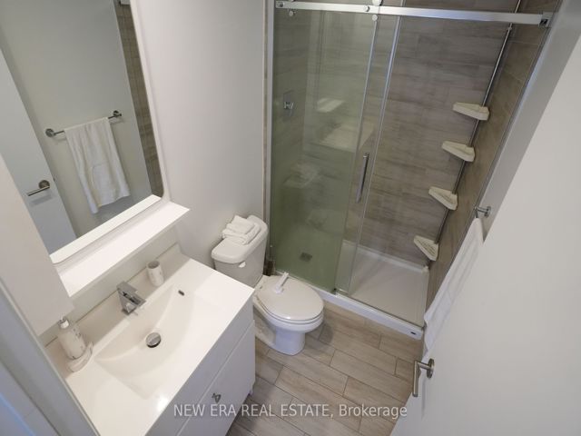 315 - 75 Canterbury Pl