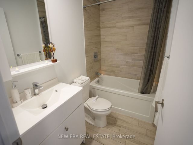 315 - 75 Canterbury Pl