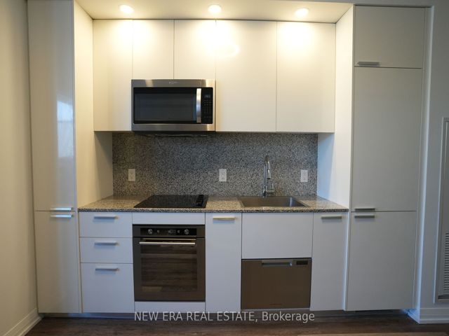 315 - 75 Canterbury Pl