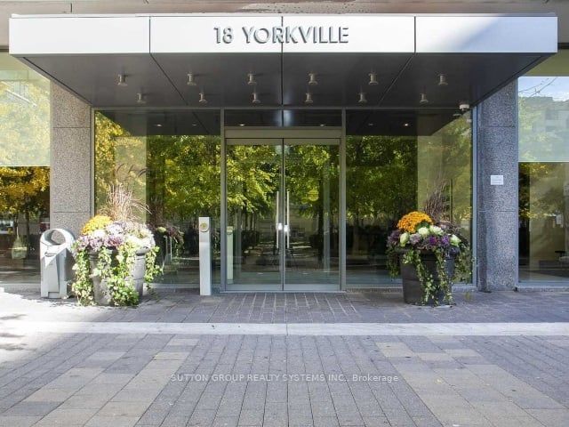 1403 - 18 Yorkville Ave