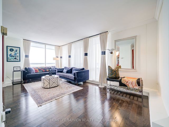 806 - 115 Antibes Dr