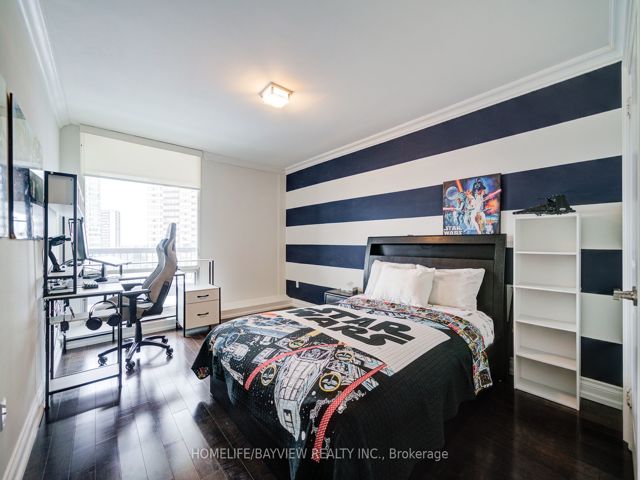 806 - 115 Antibes Dr