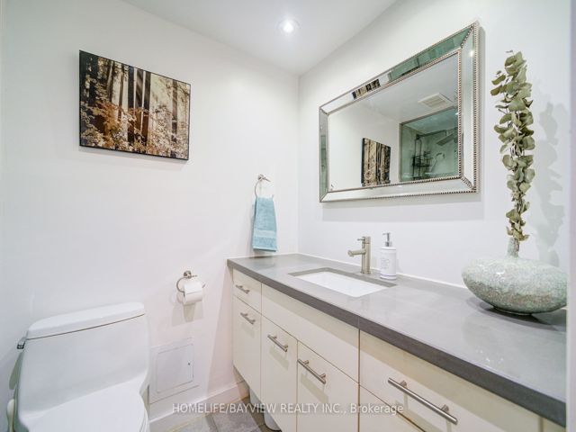 806 - 115 Antibes Dr
