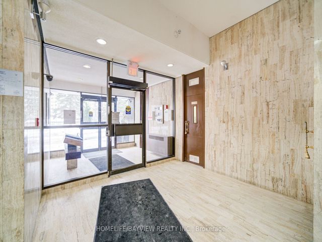 806 - 115 Antibes Dr