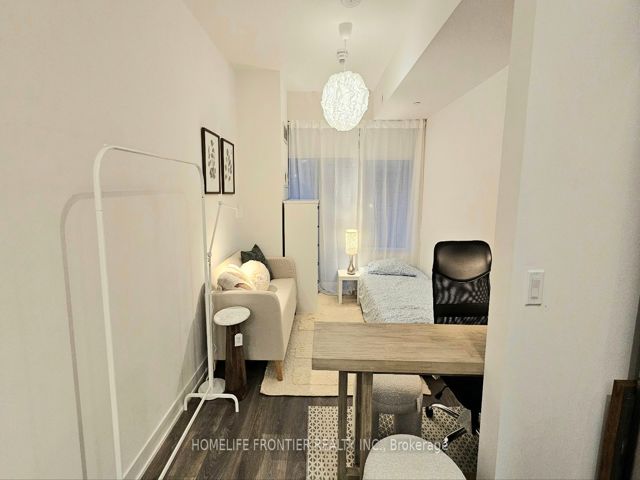 1414 - 195 Redpath Ave
