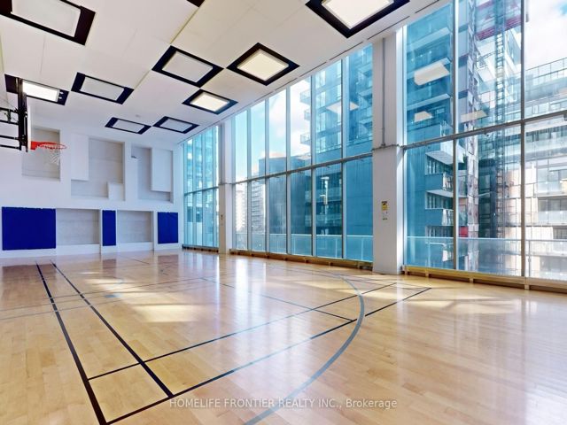 1414 - 195 Redpath Ave