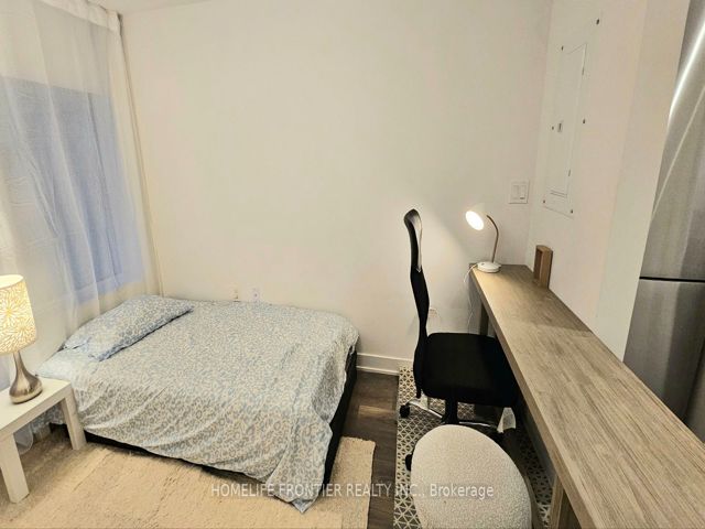 1414 - 195 Redpath Ave