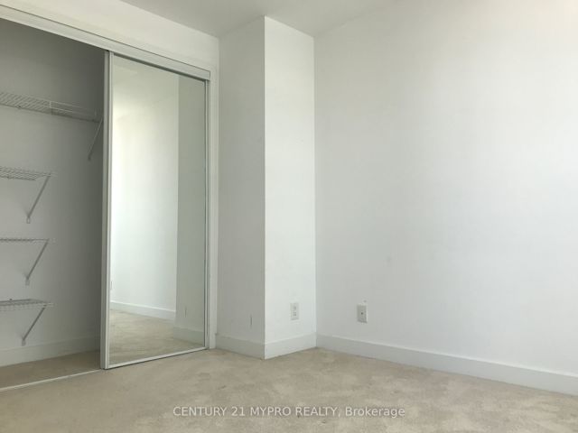 1609 - 14 York St
