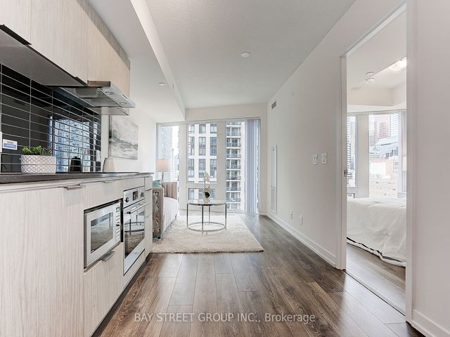 1503 - 60 Shuter St S