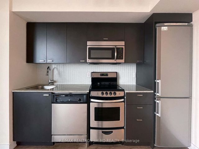 511 - 78 Tecumseth St