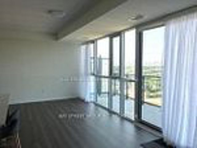1202 - 3237 Bayview Ave