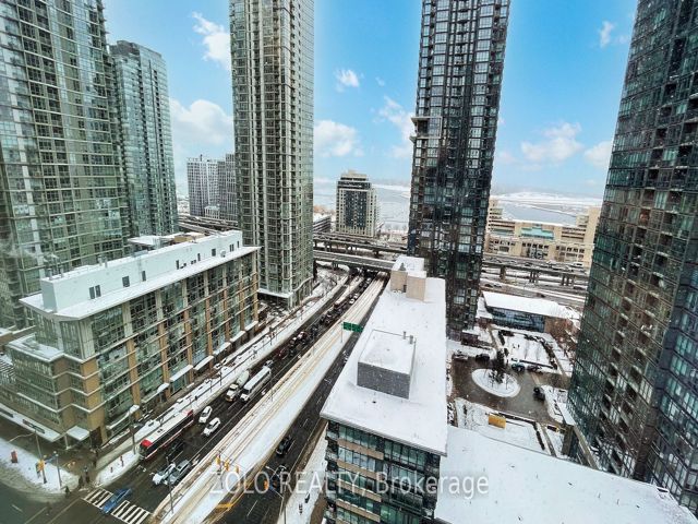 1918 - 4K Spadina Ave