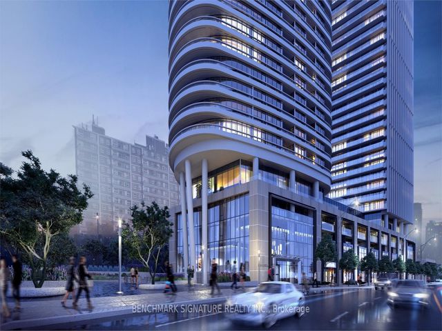 2915 - 585 Bloor St E