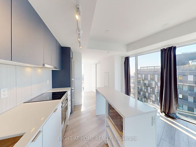 1410 - 8 Tippet Rd