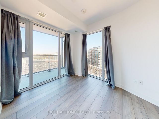 1410 - 8 Tippet Rd