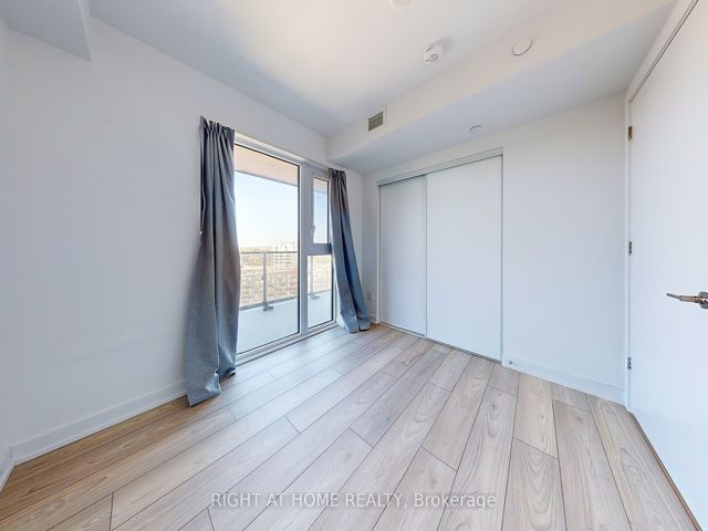 1410 - 8 Tippet Rd