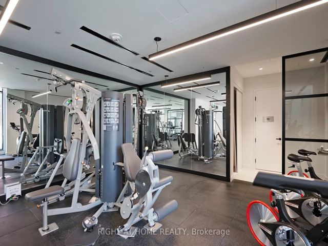 1410 - 8 Tippet Rd