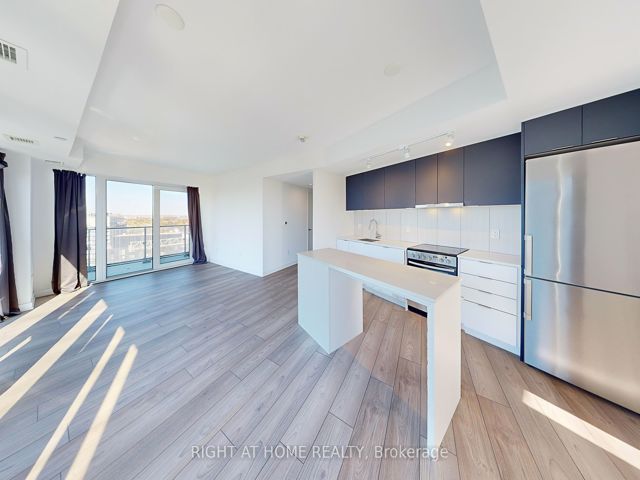 1410 - 8 Tippet Rd