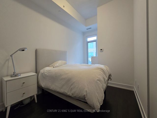Th3 - 175 Pears Ave