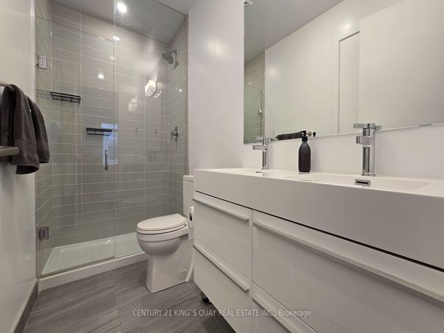 Th3 - 175 Pears Ave