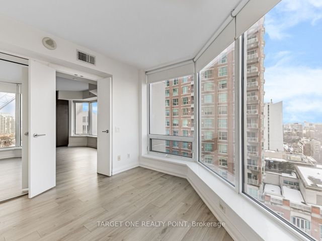 1617 - 155 Yorkville Ave