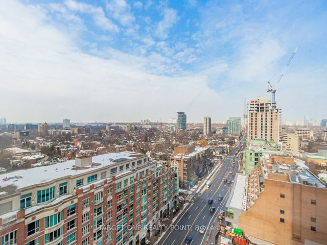 1617 - 155 Yorkville Ave