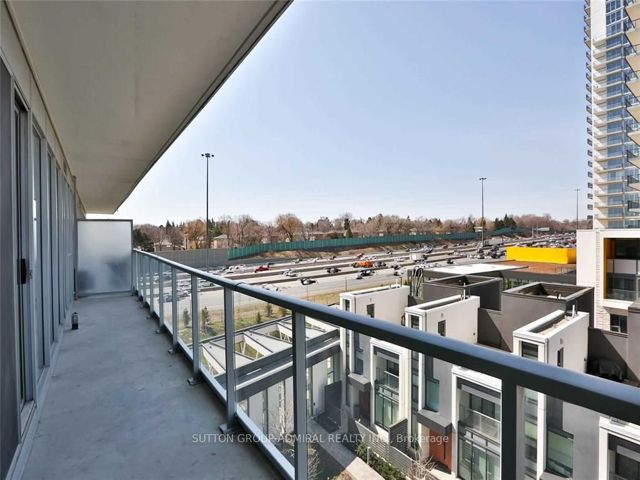 512 - 115 Mcmahon Dr
