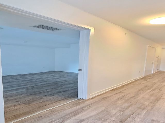 PH01 - 77 Shuter St