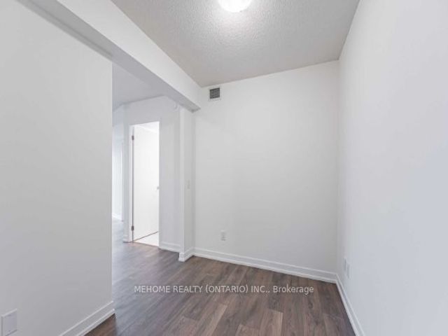 2103 - 219 Dundas St E