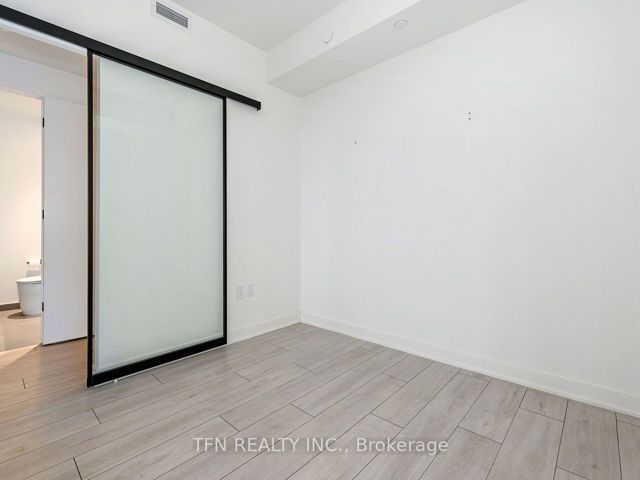 2604 - 55 Charles St E