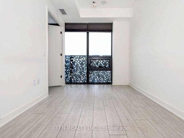 2604 - 55 Charles St E
