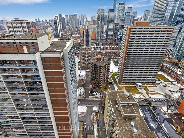 2604 - 55 Charles St E