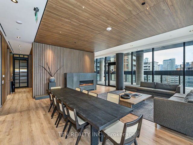 2604 - 55 Charles St E