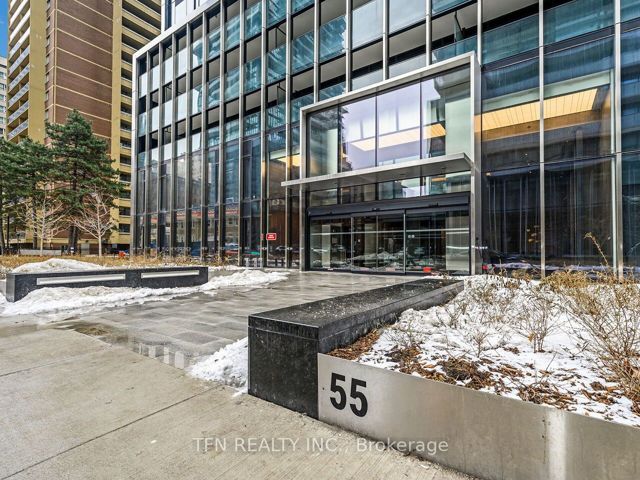 2604 - 55 Charles St E