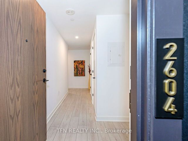 2604 - 55 Charles St E