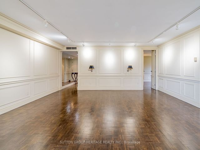 706 - 63 St Clair Ave