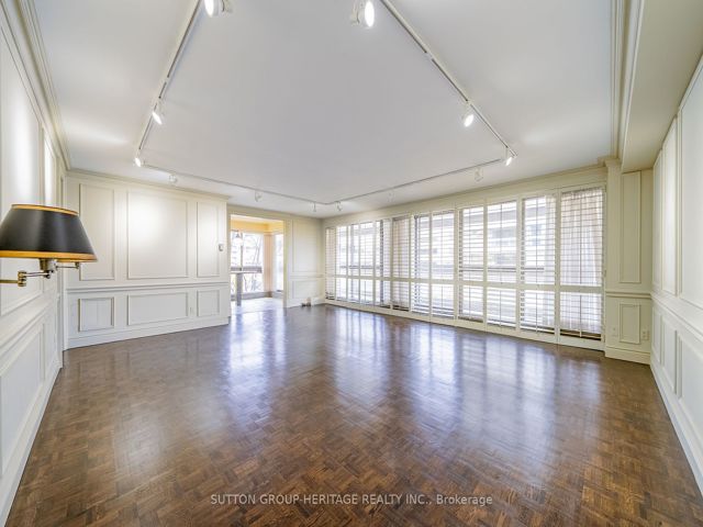 706 - 63 St Clair Ave
