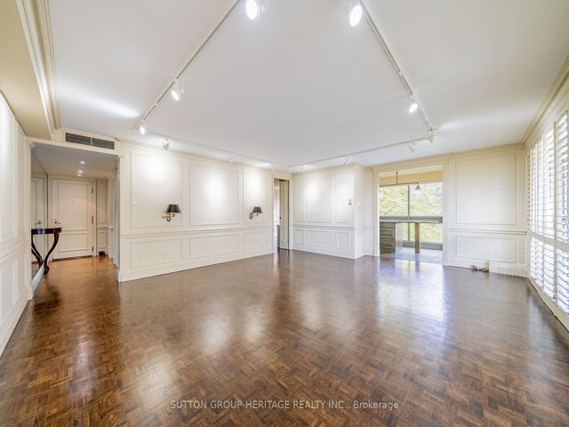 706 - 63 St Clair Ave
