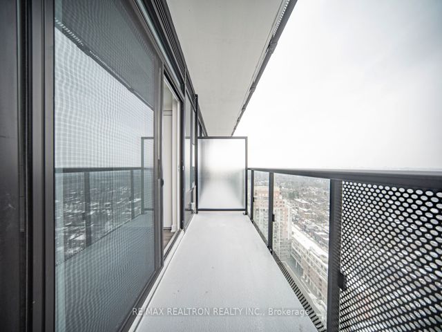 2510 - 117 Broadway Ave